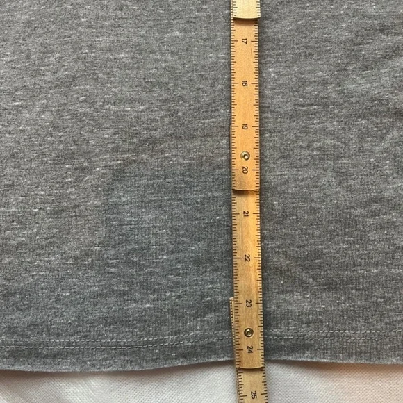 NWT Chaser Skull Rainbow Sunglasses Cotton Triblend Short Sleeve Crew Tee Top - Picture 7 of 8